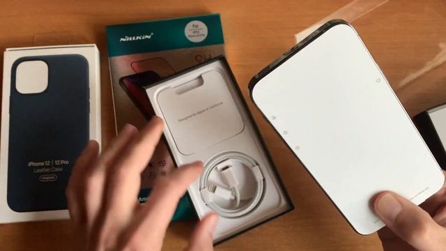 iPhone 12 Pro Распаковка и первый взгляд смотреть онлайн