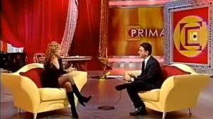 Debora Caprioglio crossed legs!!!   YouTube