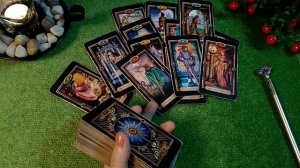 КОГО ОН ВЫБЕРЕТ ЕЕ ИЛИ МЕНЯ БОРОТЬСЯ ИЛИ ОТПУСТИТЬ?|ГАДАНИЕ ОНЛАЙН|