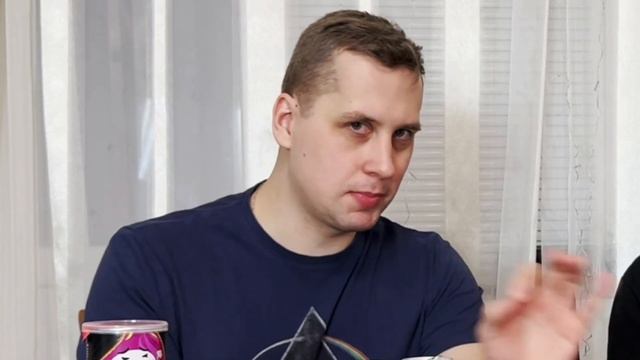 Лейс со вкусом роллов !? Пробуем чипсы из Тайланда