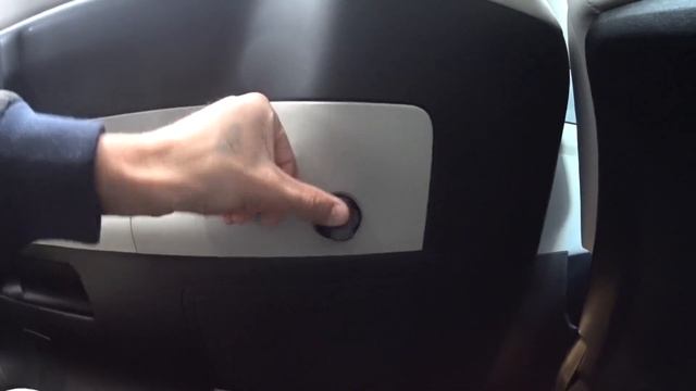 Сравниваем минивэны. Выпуск 4. Хёндай Гранд Старекс (Hyundai Grand Starex) и Киа Карнивал-3. смотреть онлайн