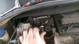 citroen c elysee 1.6hdi fuel filter replacement