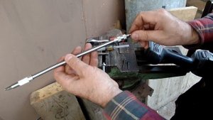 Как можно применять в работе гибкий удлинитель для бит