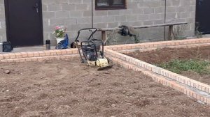 укладка канализации,  засыпка грунта и трамбовка