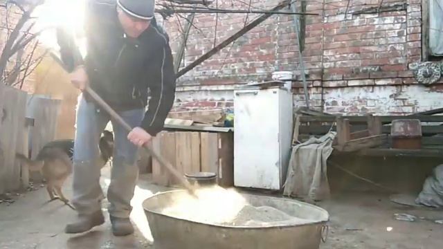 Чем я кормлю поросят, стартовый корм смотреть онлайн