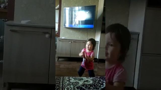 Танцуем Поппинг смотреть онлайн