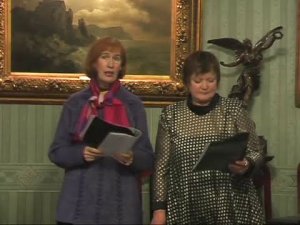 "Осенний клен" (запись 2005 г.). Поют Людмила Титова и Лидия Васильева, аккомпанирует Дьяченко М. П.