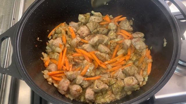 ПЛОВ. Рассыпчатый рис и аппетитные кусочки мяса!