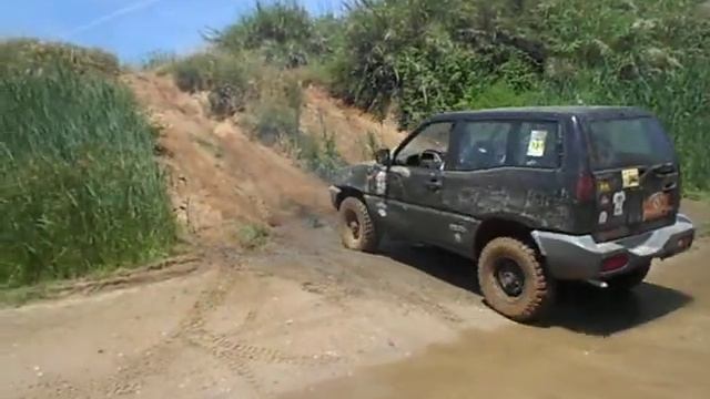 Passeio TT Quinta do Conde 3/6/2012 CATT 55 Nissan Terrano II смотреть онлайн