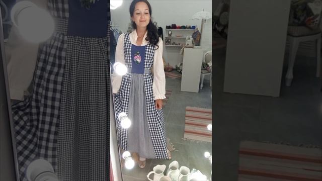 Изюм в озвучке)) А изюминка в платье?❤
