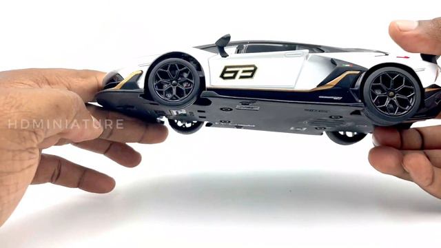 Unboxing | 1:24 CCA Lamborghini SVJ 63 Official Licensed Model- White #unboxing #svj63 #diecast смотреть онлайн