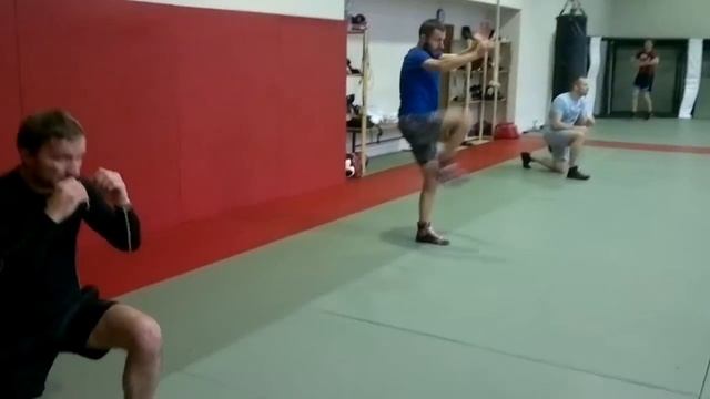 Потапов Денис Сергеевич. Спорт и выживание. Фрагмент тренировки смотреть онлайн