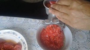 Как замариновать шашлык из говядины, чтобы мясо было сочным и мягким.