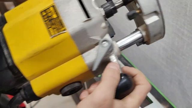 Врезка защелки 57/25 в межкомнатную дверь шаблоном Павла Солдатова. смотреть онлайн