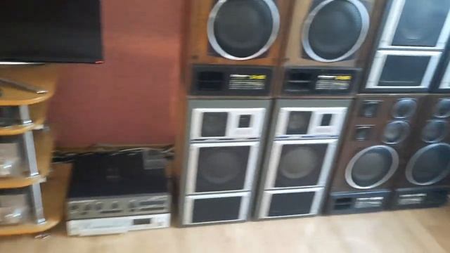 потянут ли s90 усилитель радиотехника у101 и романтика 15-120 с HIFI. поговорим на эту тему. смотреть онлайн