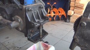 Снятие и анализ почвофрезы минитрактора по концу сезона