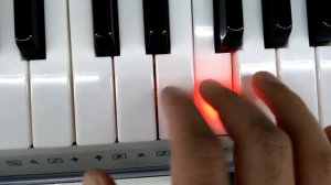 Синтезатор Casio LK-280. Звуки пианино и органа.