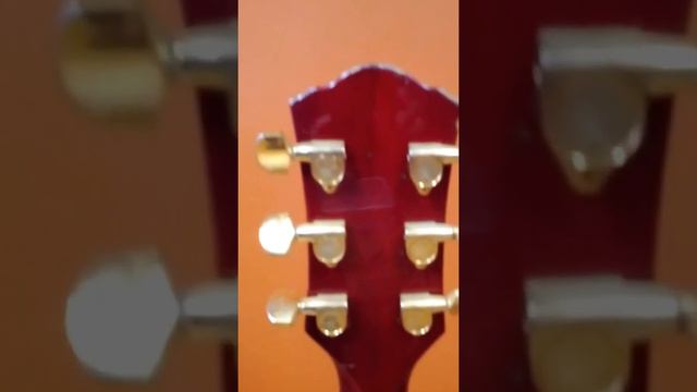 1977 Ibanez Custom Post-Lawsuit Les Paul Guitar смотреть онлайн