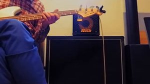 Soundcheck: Fender Mustang Bass an Markbass Mikromark 801