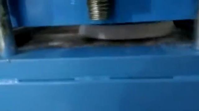 Автоматическая стирка ковров. Центрафуга для отжима ковров смотреть онлайн