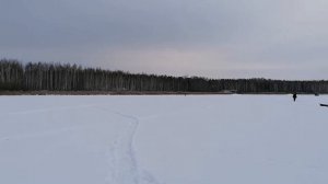 Купили мотобур и тестируем его на рыбалке