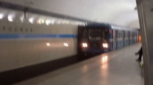 Поездка по Московско-Петроградской линии от Технологического-института до Купчино