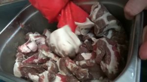 Готовим домашнюю копчёную колбасу.