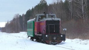 АУЖД. Тепловоз ТУ6А-2896 с пассажирским поездом Ельничная - Синячиха