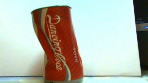 Dancing Coca - Танцующая банка Колы