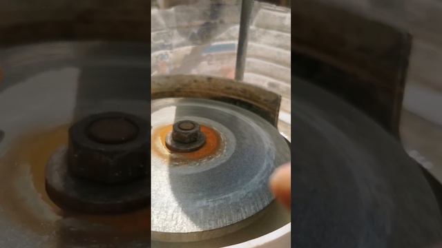 Палировка камня янтарь брошь