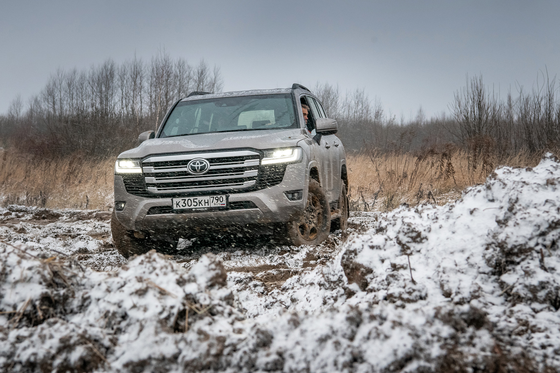 Toyota Land Cruiser 300 Offroad