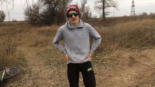 Топ 5 трюков на велосипеде Для НОВИЧКОВ |Дерты. смотреть онлайн