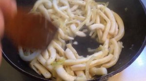 Кальмары в сливочном соусе!