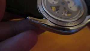 Как отличить поддельные часы Corum