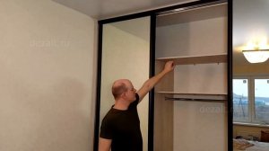 Шкаф-купе с зеркальным фасадом