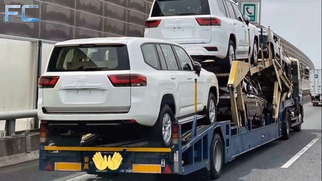 Toyota Land Cruiser 300 (2021) фото и видео нового Лэнд Крузер