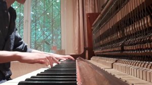 Фантазия на расстроенном пианино