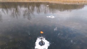Рыбалка на жерлицы первый лед !!!