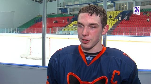 Победа в копилку сургутян. "Олимпиец" встретился на своем льду с хоккеистами из Екатеринбурга смотреть онлайн