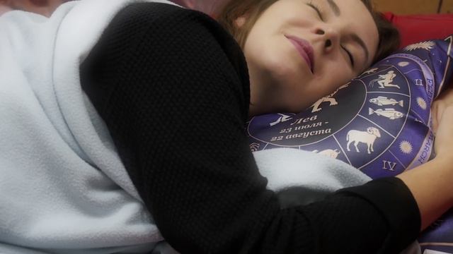 ЕУСПб vs. Обычный университет смотреть онлайн