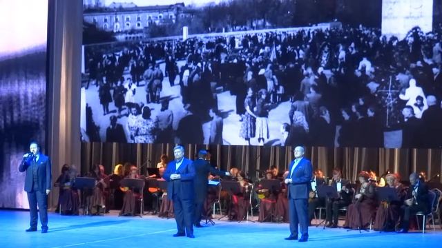 Выступление теноров в "Янтарь холле", Светлогорск, Калининградская область смотреть онлайн