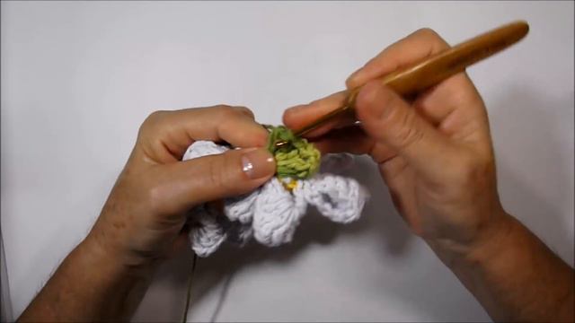 Passo a passo Square em crochê margarida torcida смотреть онлайн