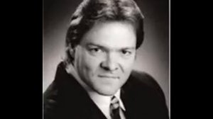 Пьер Фурнье (Pierre Fournier) поет  "Песню Тореадор" Бизе