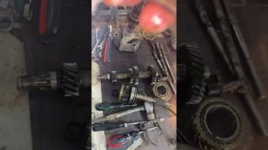 Установка ряда R1 кпп классика, дефектовка кпп.