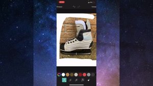 Как вырезать объект в Фотошопе на телефоне ( iOS и Android) , и вставить в другой фон.