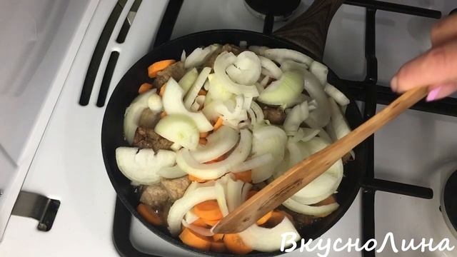 БОМБЕЗНОЕ тушеное мясо! ПРОСТО ОБЪЕДЕНИЕ! Безупречно МЯГКАЯ свинина! ГУЛЯШ, тающий во рту!ВКУСНО!