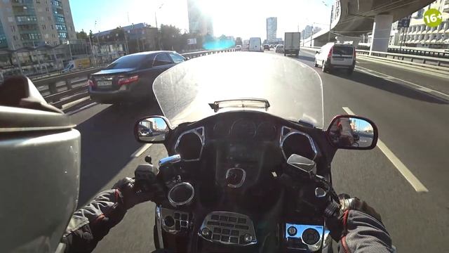 Из сезона 2022 года на Honda GL1800 смотреть онлайн