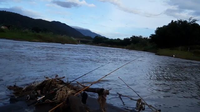 mancing/menangkap ikan di sungai 13 April 2023    fishing/fishing in the river April 13, 2023 смотреть онлайн