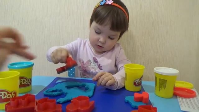Нелли лепит животных из пластилина Плей До смотреть онлайн