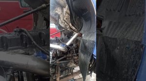 Установка  двигателя рено ямз 650. 10 на китайца.
